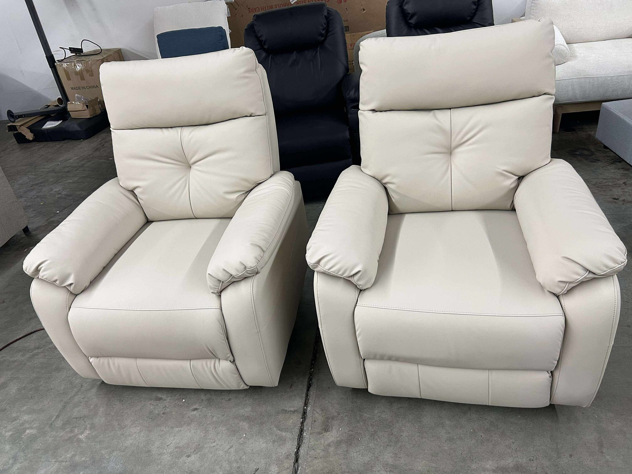 Set of 2 AUTO SWING – Hilton Second Generation Smart Rocking Chair