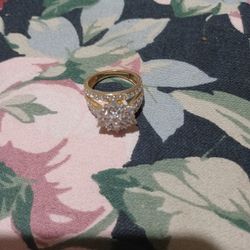 Lovemore Cubi Zirconia Ring