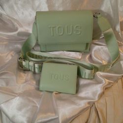 Tous