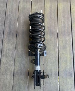 2 Pieces Strut and Spring Assembly