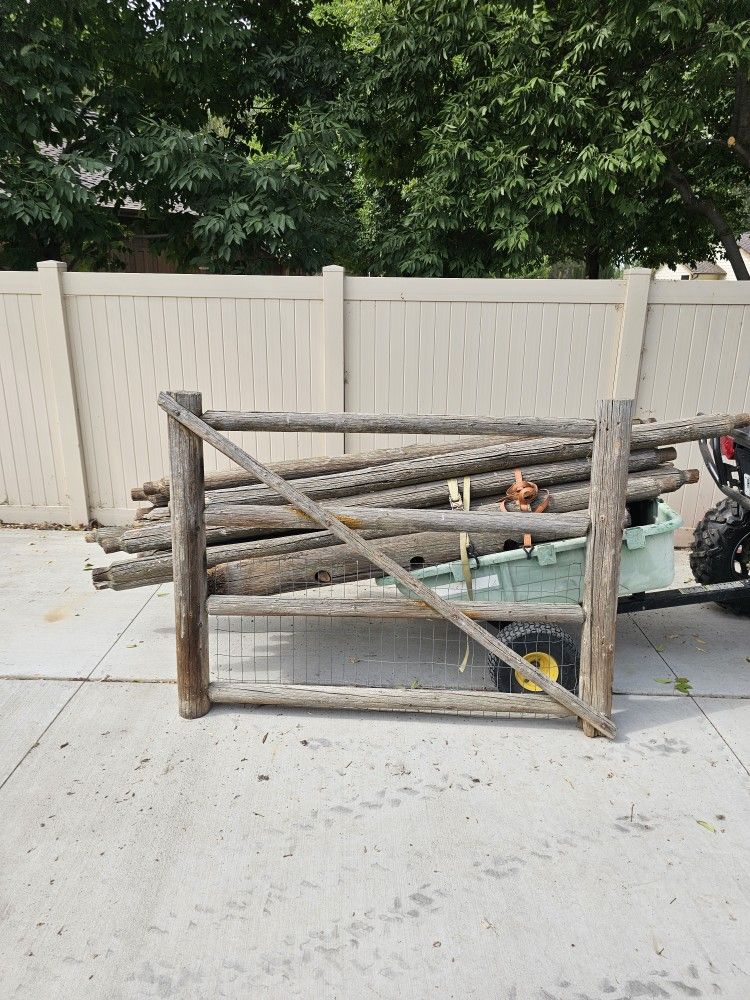 FREE  Wood / Pole Fence 32 Feet 