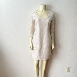  Vanity Cream Lace Shift Dress Size M