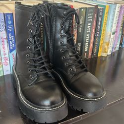 Black Boots