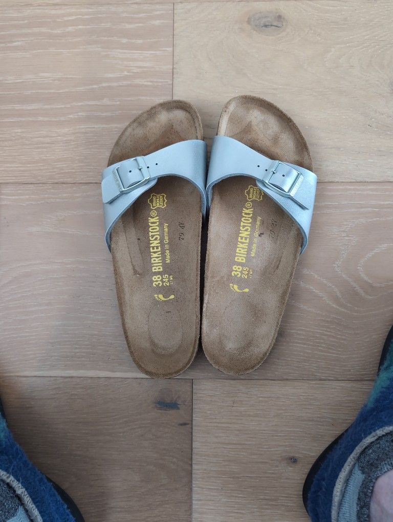 Women's Birkenstock Silver Leather Sandals Size 38