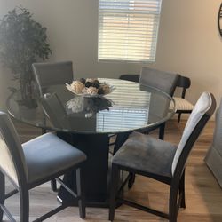 GLASS TOP DINING ROOM SET