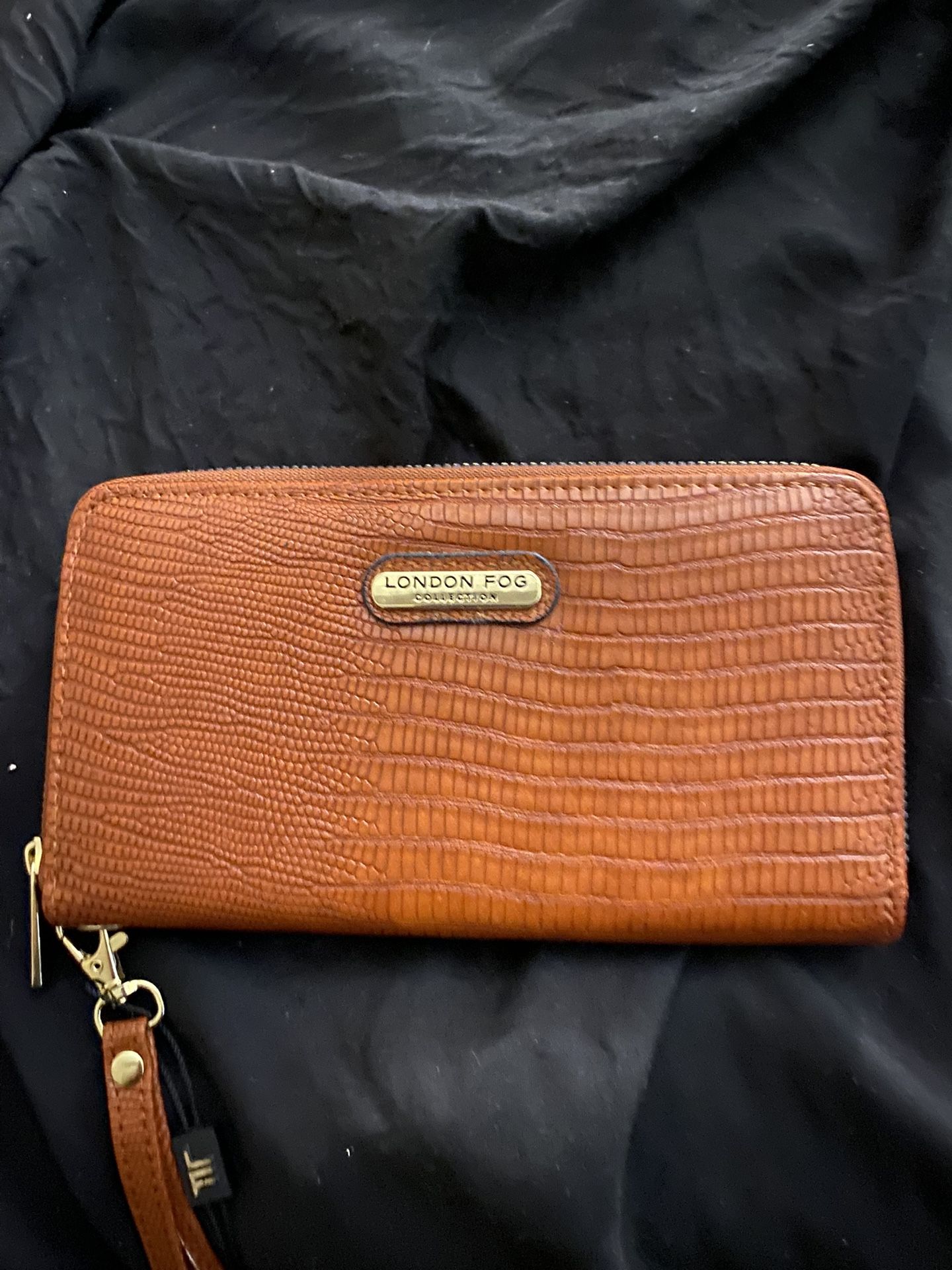 London Fog Woman’s Wallet