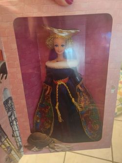 1994 Medieval Lady Barbie doll