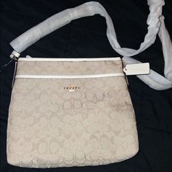 Coach Cross Shoulder  Purse