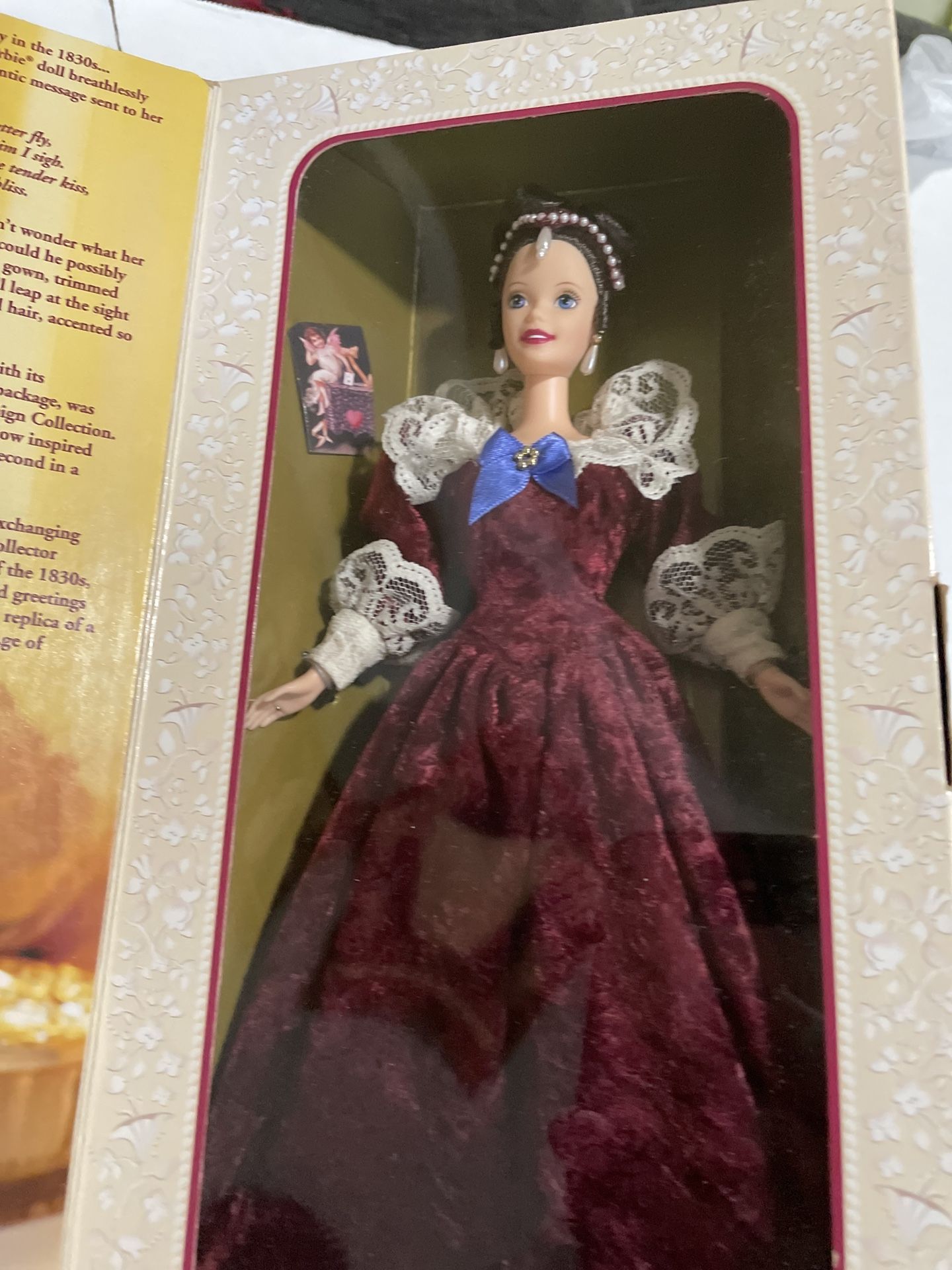 Vtg Barbie Doll Sentimental Valentine New in Box Hallmark Special Edition 1996