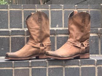 Liberty Black Men’s Natural Calfskin Moto Boots (Tan, size US 11)