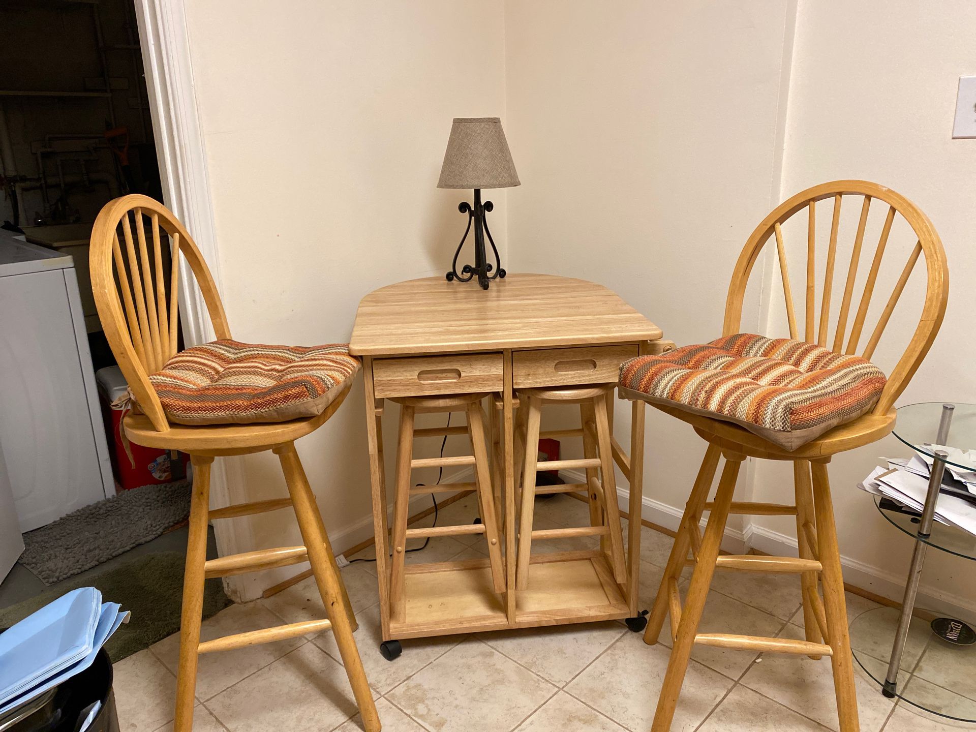 Kitchen Table Set (Need Gone ASAP!)
