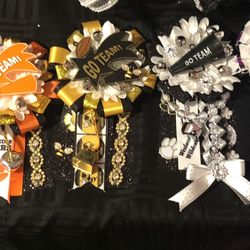 Homecoming Hair Mums