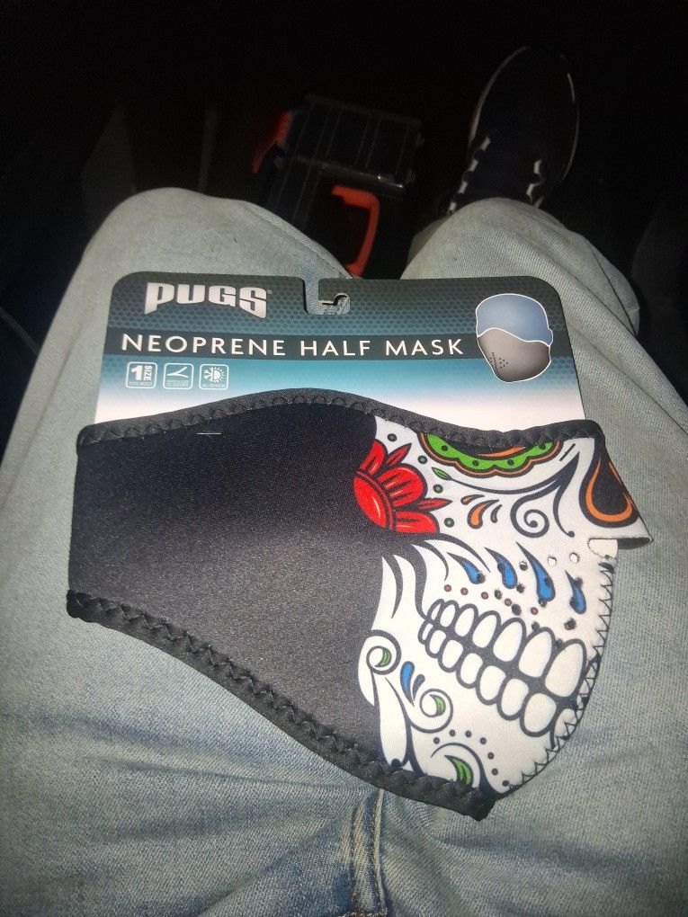 Pugs Neoprene Half Mask