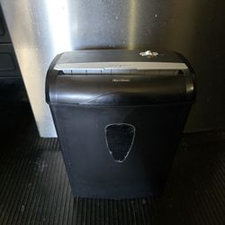 Aurora AS890C 8-Sheet Office Shredder Paper Shredder
