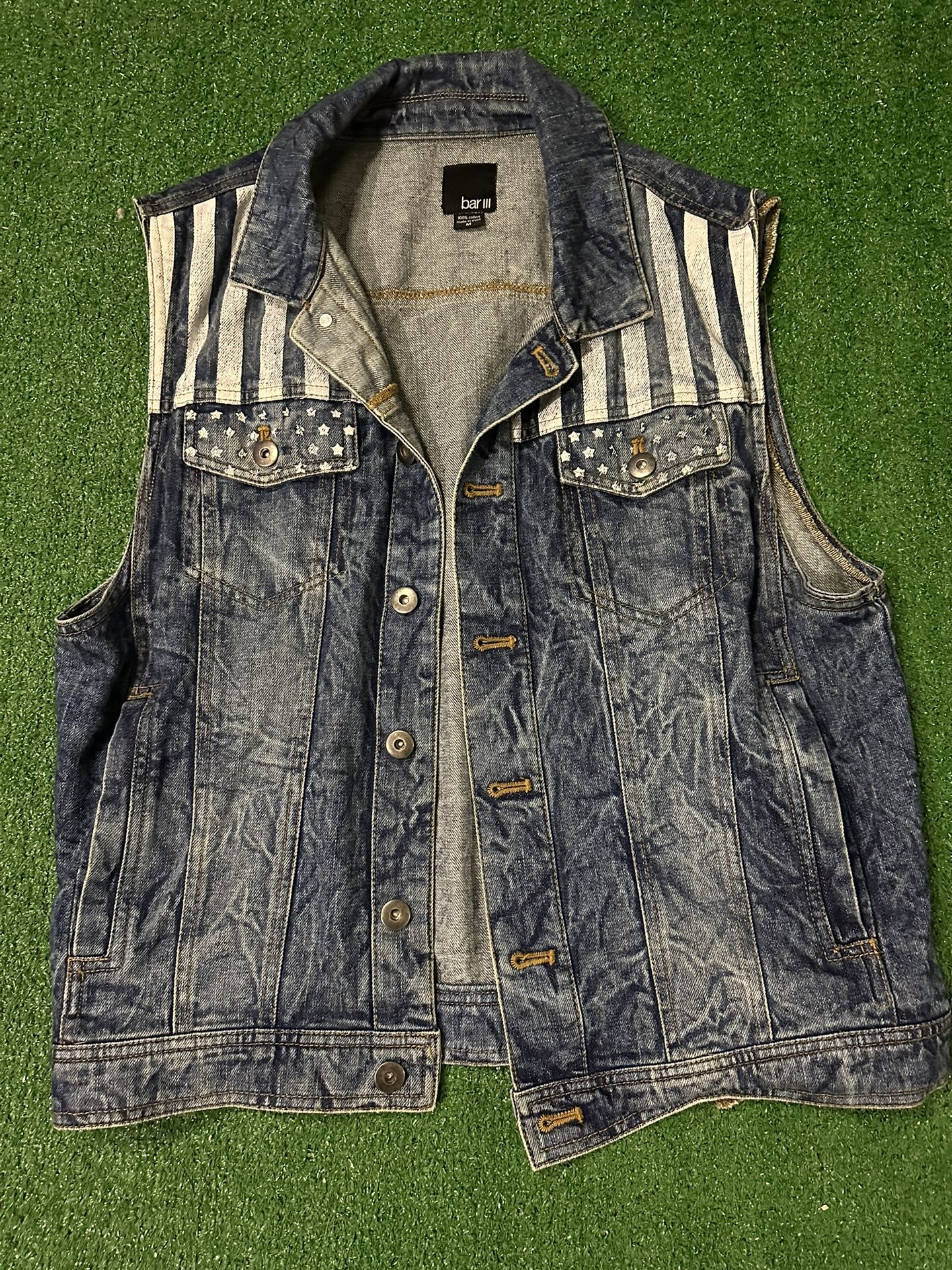 Men’s Bar III American Flag Denim Sleeveless Jacket Size M