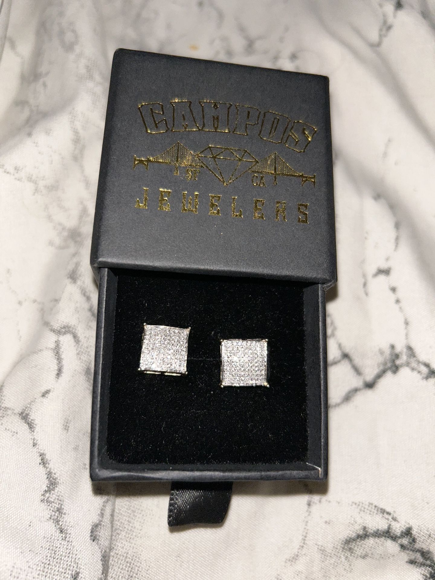 10k-.32G Diamond Square Earrings 