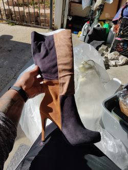 Pierre Dumas Size 8 1/2 Boots