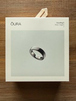 Oura Ring 5 size 7 Silver (NEW)