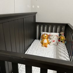Baby/toddler Crib