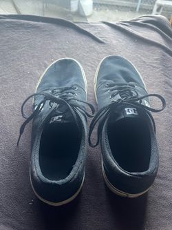 DC shoes size 12