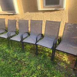 outdoor chairs 