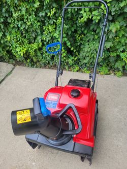 Toro Power Clear 418 ZE Snow Blower- Electric start- Fully serviced