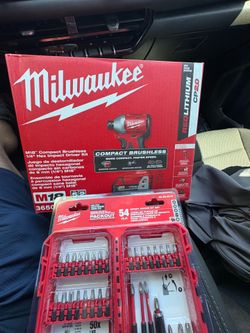 Milwaukee Power Drill And Drill Bit Set Brand New