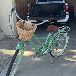 NEW women’s Beach Cruiser Bike