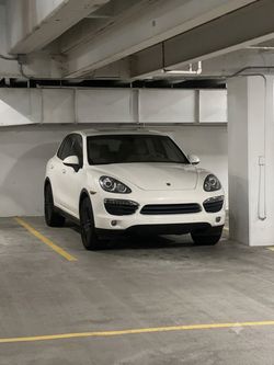 2011 Porsche Cayenne