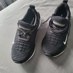 NEW NIKE REACTX RUN 4 WOMEN 6.5
11525 S HALSTED DUNKIN DONUTS/7111.S WESTERN WALGREENS 
50$ CASH ONLY