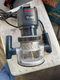 Ryobi router