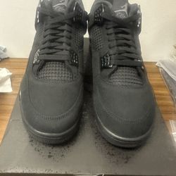 DS Air Jordan 4 Retro “Black Cat” 2025 Men’s size 13