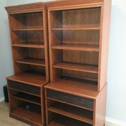 2 Book Shelves 