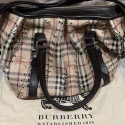 Rare Authentic - Large Burberry Bag Gold Stitch (Metal) And Logo Printed  