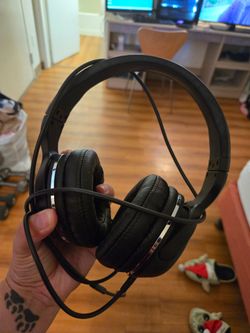 Skullcandy wireless headphones