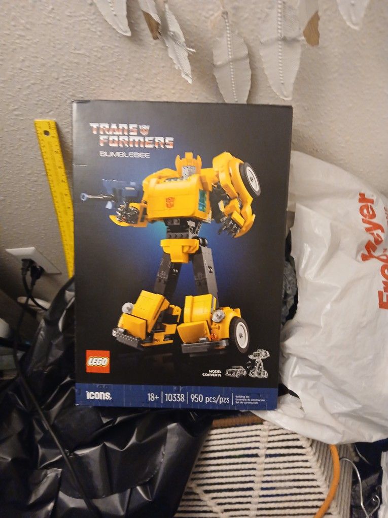 Transformers "Bumblebee" LEGO