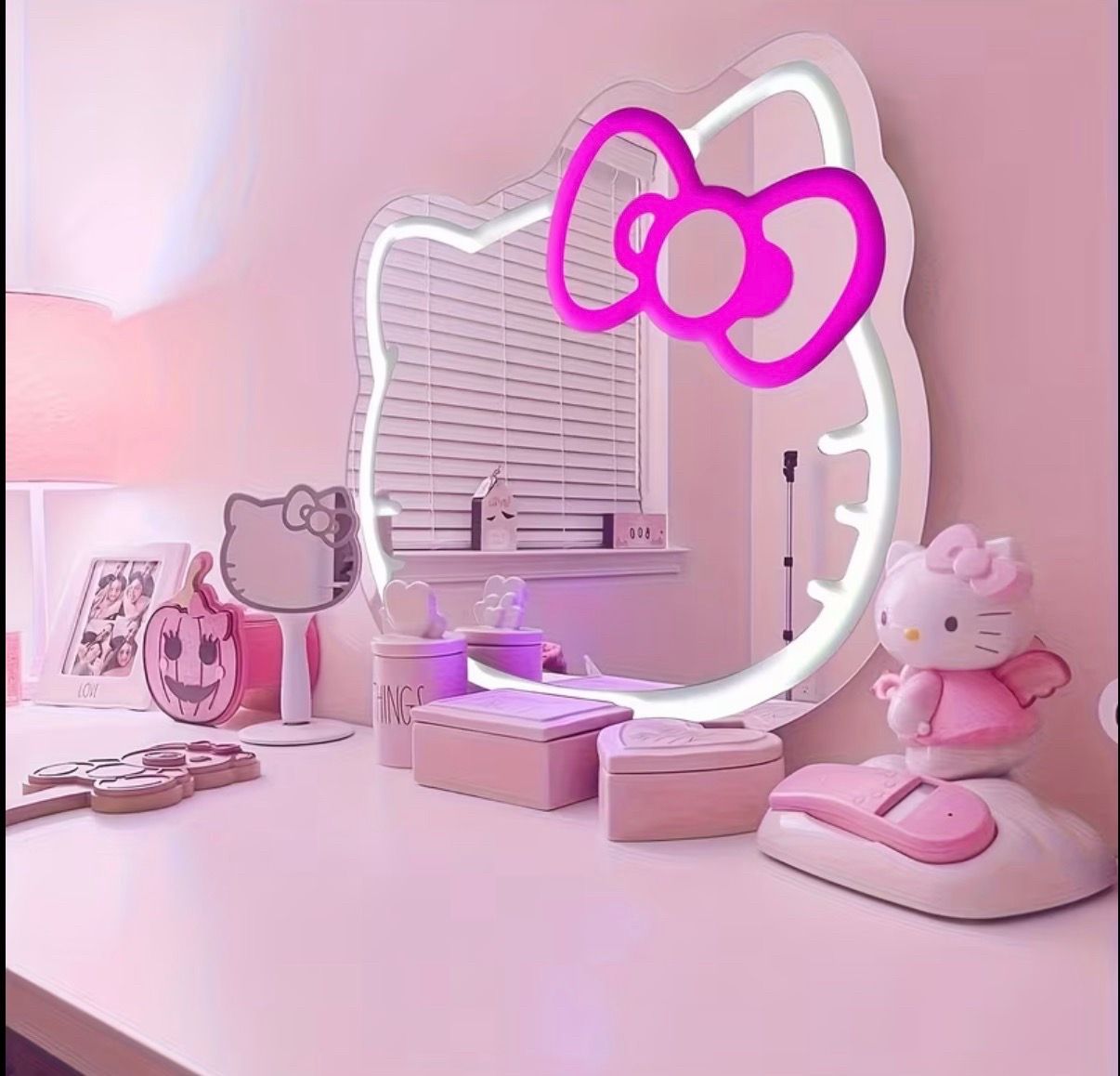 Anime Hello Kit Mirror with Light Neon Signs for Wall Decor, Teen Girl Gift,Makeup Mirror neon Sign Room Decor