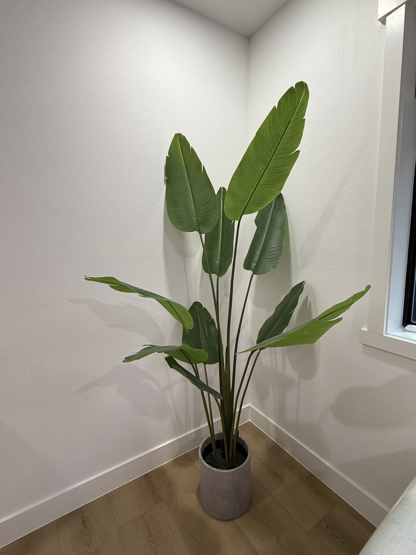 Artifical White Bird Of Paradise Plant With Pot