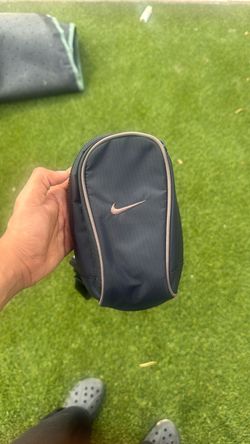 Nike Small Zip Pouch Bag