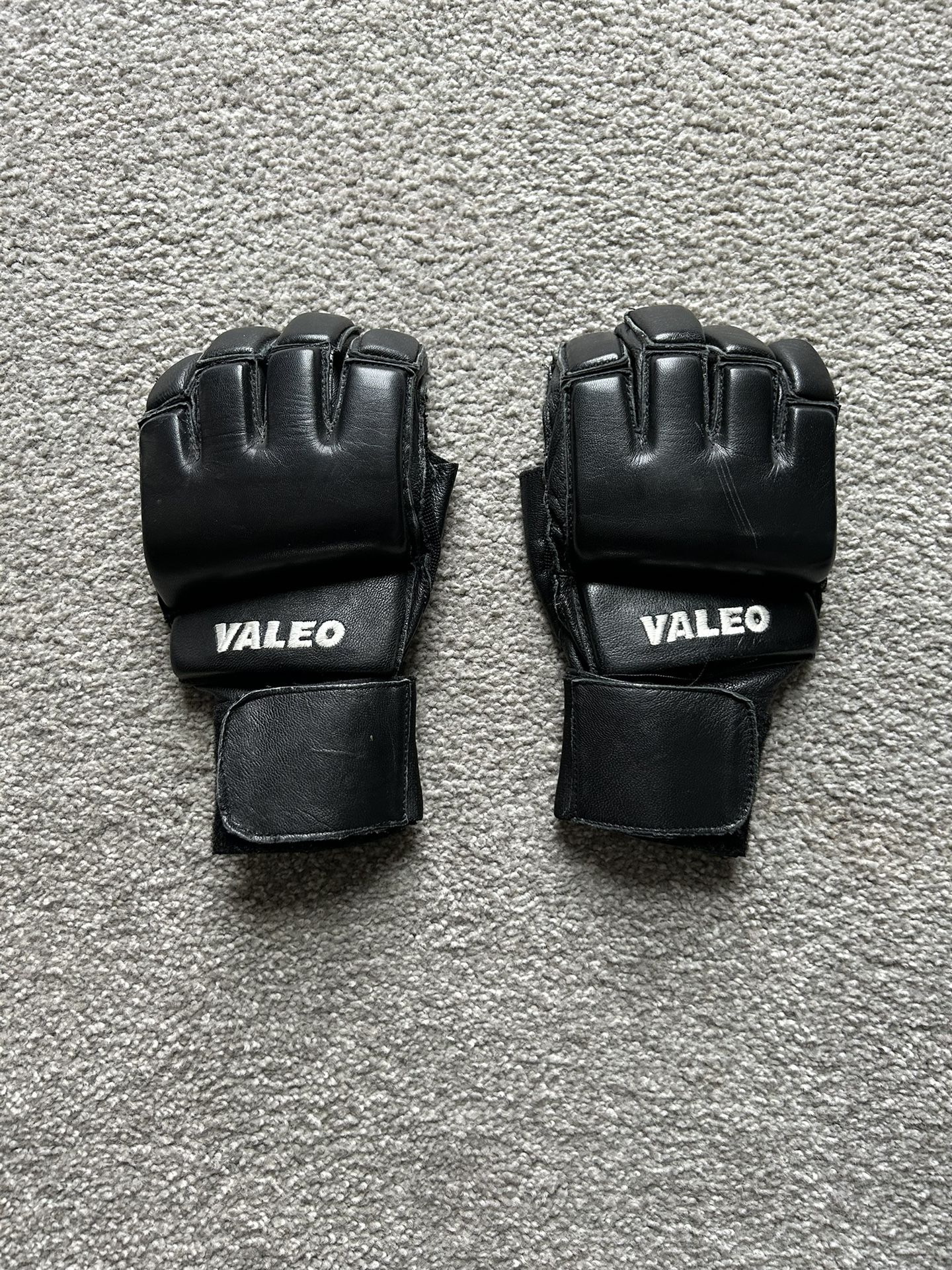 Valeo MMA Gloves