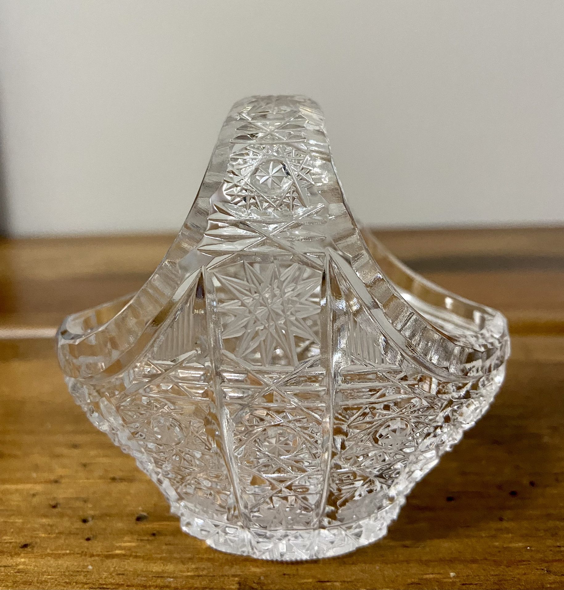 Slavic Detailed Crystal 3.5” Basket