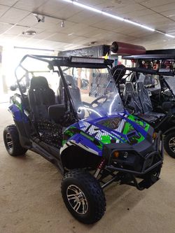 New adult 200cc side x side