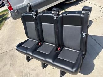 3-Passenger bench seat Ford Transit