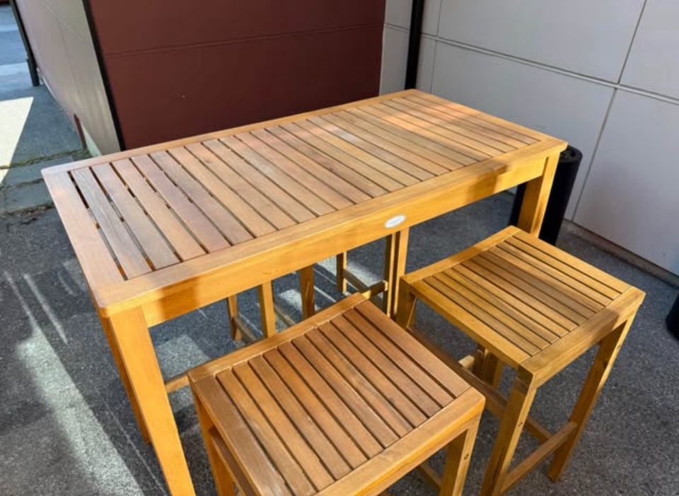 Moving sale! Patio table and chairs. 3months old.