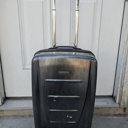 suitcase / luggage 