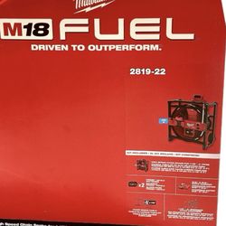 Milwaukee M18 18V Lithium-Ion Cordless High Speed Drain Chain Snake Cleaner w/ 5/16” x 75’ Cable Kit w/ 2x Forge 12.0 Batteries & Charger  $2599  New