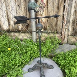 Vintage cast iron rooster weathervane