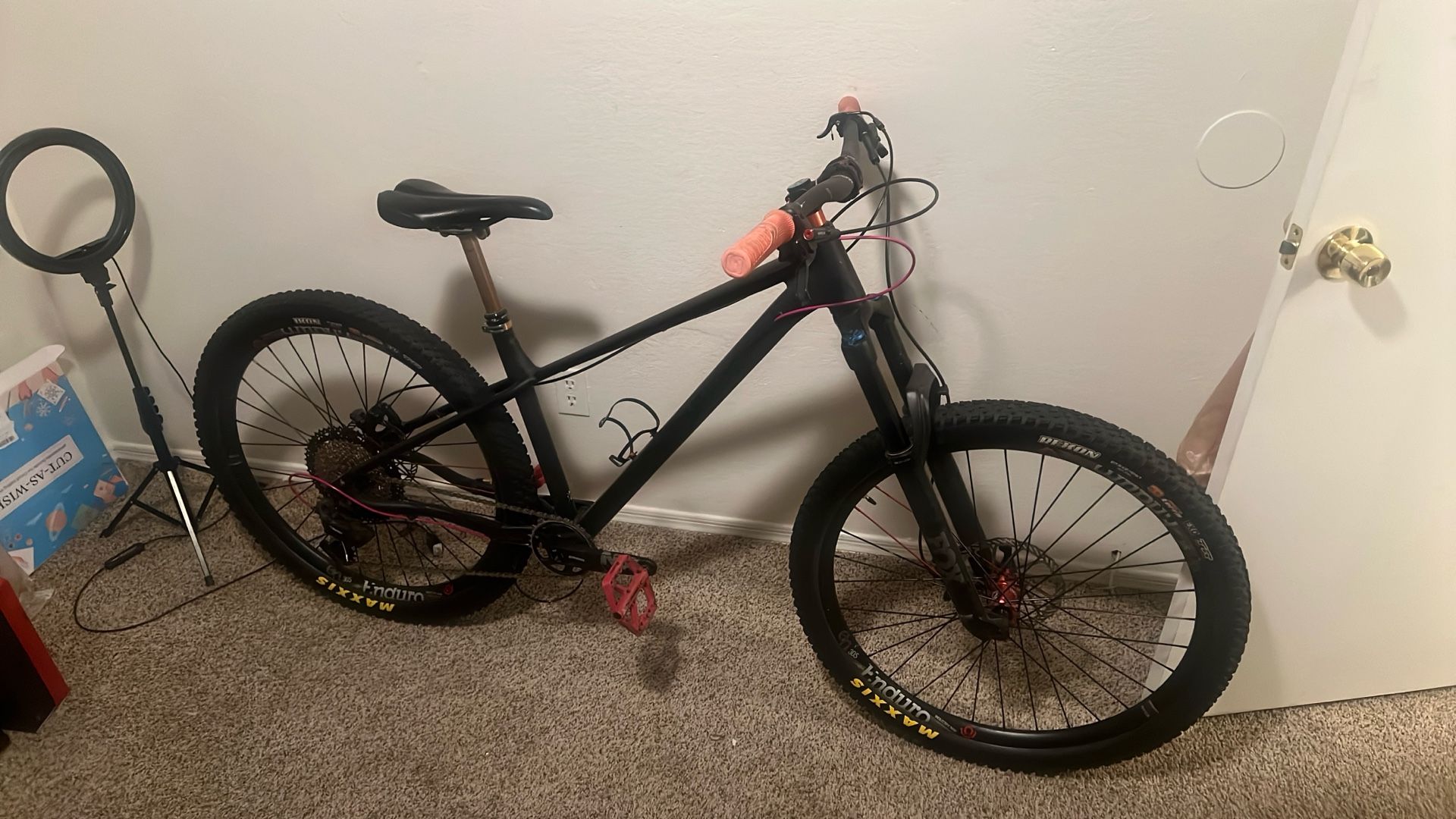 Poseidon, Norton MTB 