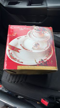 Poinsettia And Ribbons Dinnerware Set