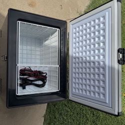 Whynter 45 Qt. Portable Fridge Freezer 